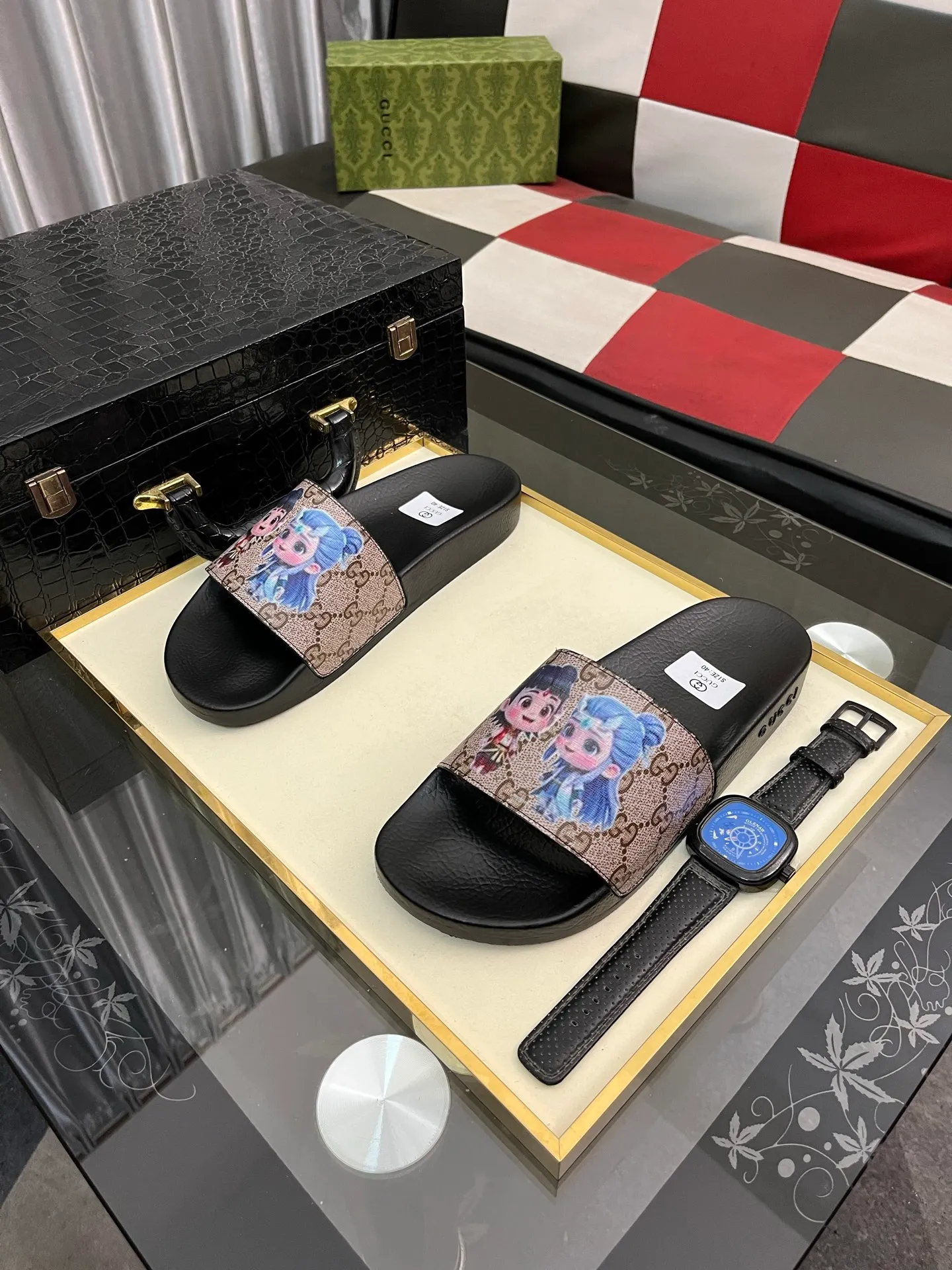 Men's Men's Shoes💰220⌚️⌚️ＧＵＣＣＩ.Gucci.Official website 1:1 popular slippers on sale! Original original material 🩴 SIZE: 38-46 (45.46 non-refundable)
